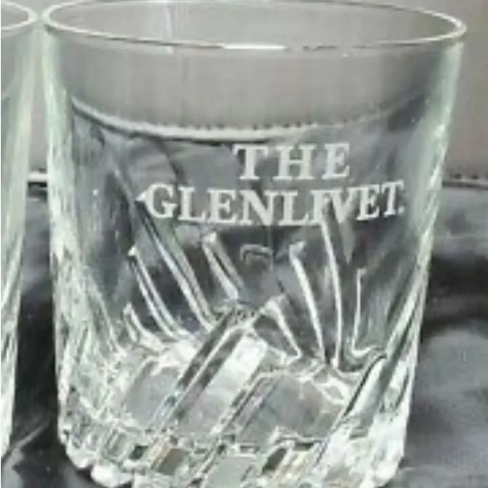Glenlivet Scotch Whisky White Logo Crystal Cut Rocks Bar CocktailAccessory Glass